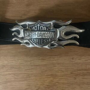 Harley-Davidson VTG Y2K Flame Buckle and Genuine Leather Belt (USA made)
